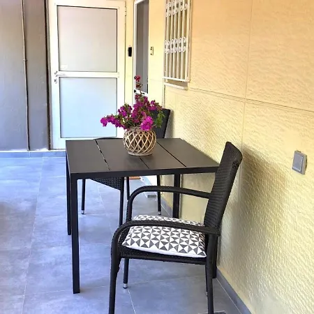Veta's Luxury Near The Beach. Apartment